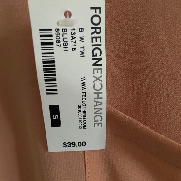 Women’s Blouse - Picture 3 of 3